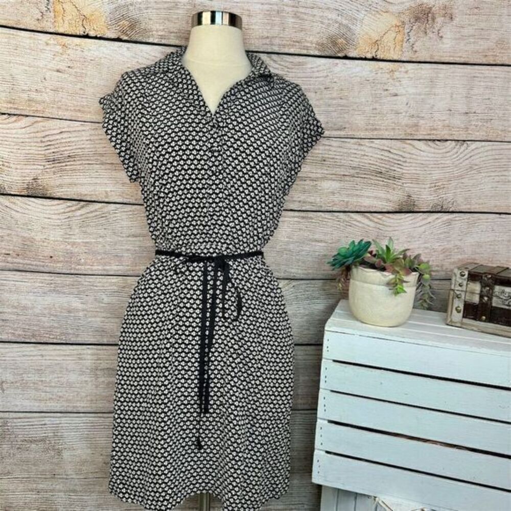 Ann‎ Taylor LOFT Women's Floral V-Neck A-Line Dress Size 0 Black/Cream